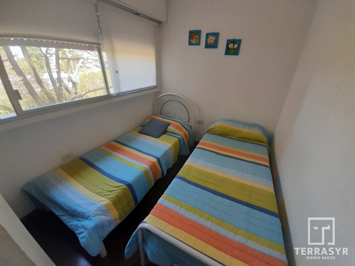 Apartamento ID.24 - PUNTA DEL ESTE AIDY GRILL APTO 2 DORMITORIOS 2 BAÑOS GARAGE