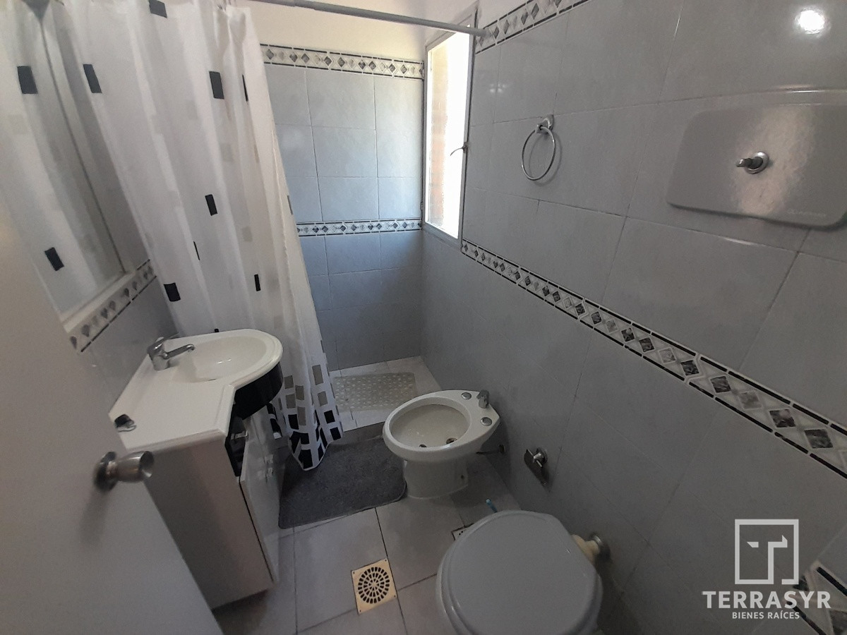 Apartamento ID.24 - PUNTA DEL ESTE AIDY GRILL APTO 2 DORMITORIOS 2 BAÑOS GARAGE