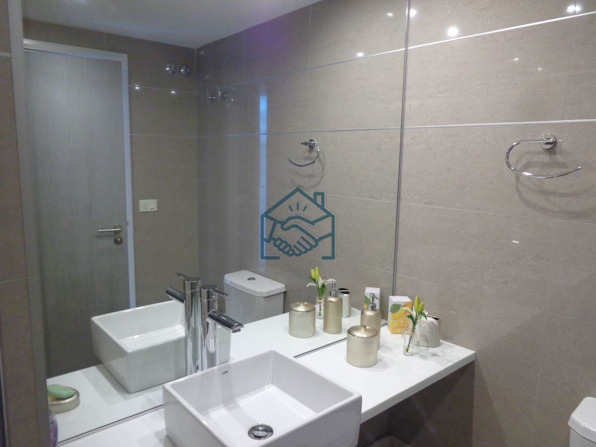 Apartamento ID.855/PUNTA-DEL-ESTE-APARTAMENTO-2-DORMITORIOS-EDIFICIO-CON-SERVICIOS- - PUNTA DEL ESTE APARTAMENTO 2 DORMITORIOS EDIFICIO CON SERVICIOS 