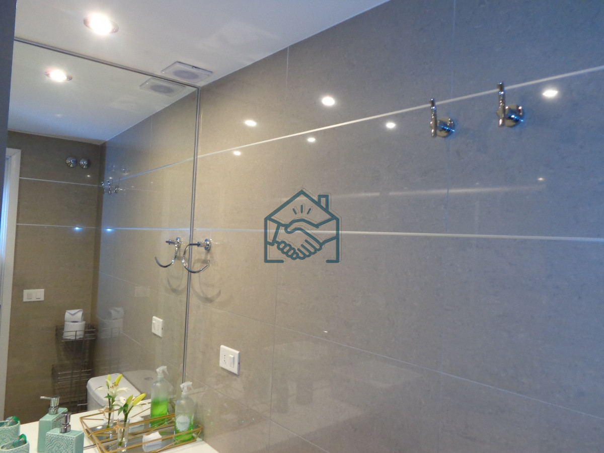 Apartamento ID.855/PUNTA-DEL-ESTE-APARTAMENTO-2-DORMITORIOS-EDIFICIO-CON-SERVICIOS- - PUNTA DEL ESTE APARTAMENTO 2 DORMITORIOS EDIFICIO CON SERVICIOS 