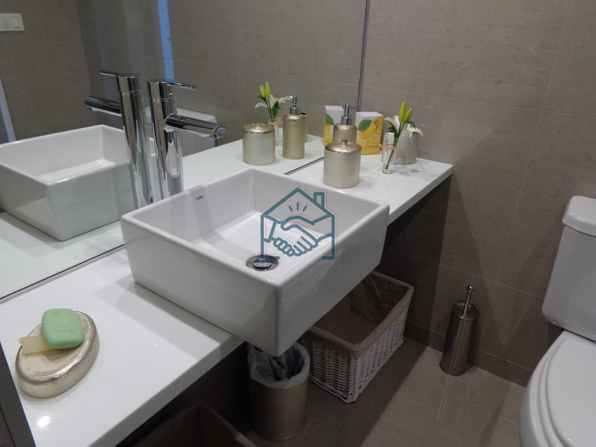 Apartamento ID.855/PUNTA-DEL-ESTE-APARTAMENTO-2-DORMITORIOS-EDIFICIO-CON-SERVICIOS- - PUNTA DEL ESTE APARTAMENTO 2 DORMITORIOS EDIFICIO CON SERVICIOS 