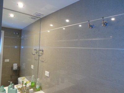 Apartamento ID.855/PUNTA-DEL-ESTE-APARTAMENTO-2-DORMITORIOS-EDIFICIO-CON-SERVICIOS- - PUNTA DEL ESTE APARTAMENTO 2 DORMITORIOS EDIFICIO CON SERVICIOS 