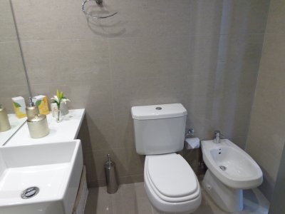Apartamento ID.855/PUNTA-DEL-ESTE-APARTAMENTO-2-DORMITORIOS-EDIFICIO-CON-SERVICIOS- - PUNTA DEL ESTE APARTAMENTO 2 DORMITORIOS EDIFICIO CON SERVICIOS 