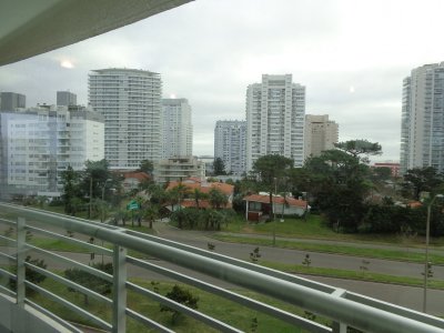 Apartamento ID.855/PUNTA-DEL-ESTE-APARTAMENTO-2-DORMITORIOS-EDIFICIO-CON-SERVICIOS- - PUNTA DEL ESTE APARTAMENTO 2 DORMITORIOS EDIFICIO CON SERVICIOS 