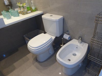 Apartamento ID.855/PUNTA-DEL-ESTE-APARTAMENTO-2-DORMITORIOS-EDIFICIO-CON-SERVICIOS- - PUNTA DEL ESTE APARTAMENTO 2 DORMITORIOS EDIFICIO CON SERVICIOS 