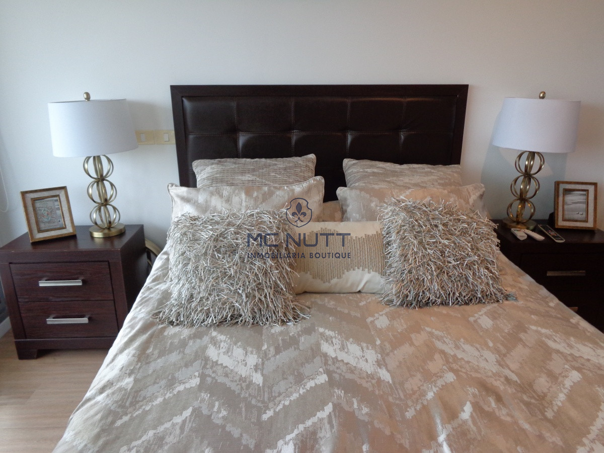 Apartamento Ref.556/ - PUNTA DEL ESTE APARTAMENTO 2 DORMITORIOS EDIFICIO CON SERVICIOS