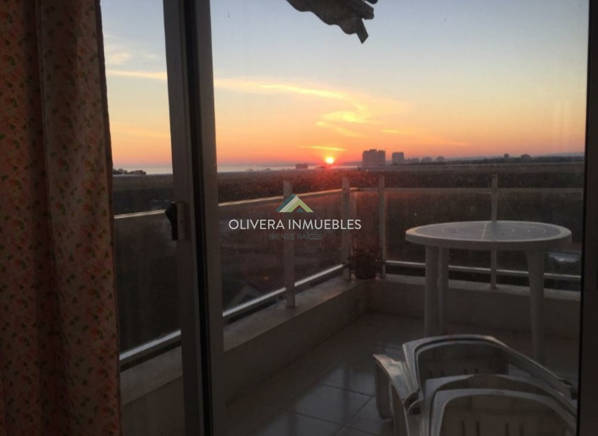 Apartamento ID.7053 - PUNTA DEL ESTE ROOSEVELT A METROS DEL SHOPPING 