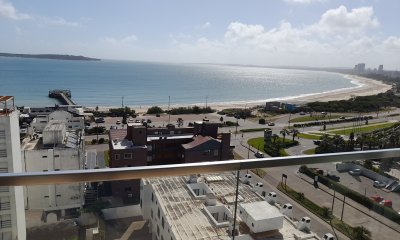 PUNTA DEL ESTE MANSA APARTAMENTO CON EXCELENTE VISTA 2 DORMITORIOS Y DEPENDENCIA