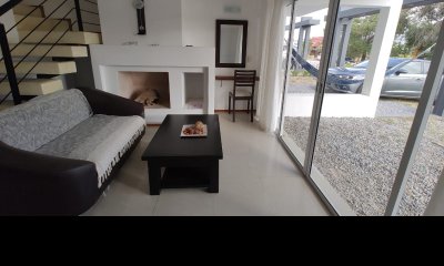 MANANTIALES APARTAMENTO 3 DORMITORIOS 2 BAÑOS PARRILLERO TERRAZA