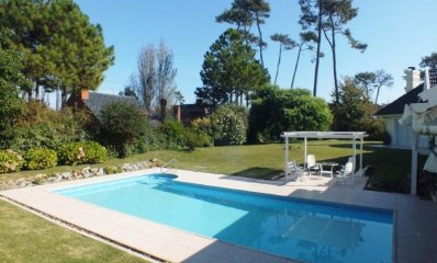 PUNTA DEL ESTE CASA 3 DORMITORIOS CON PISCINA