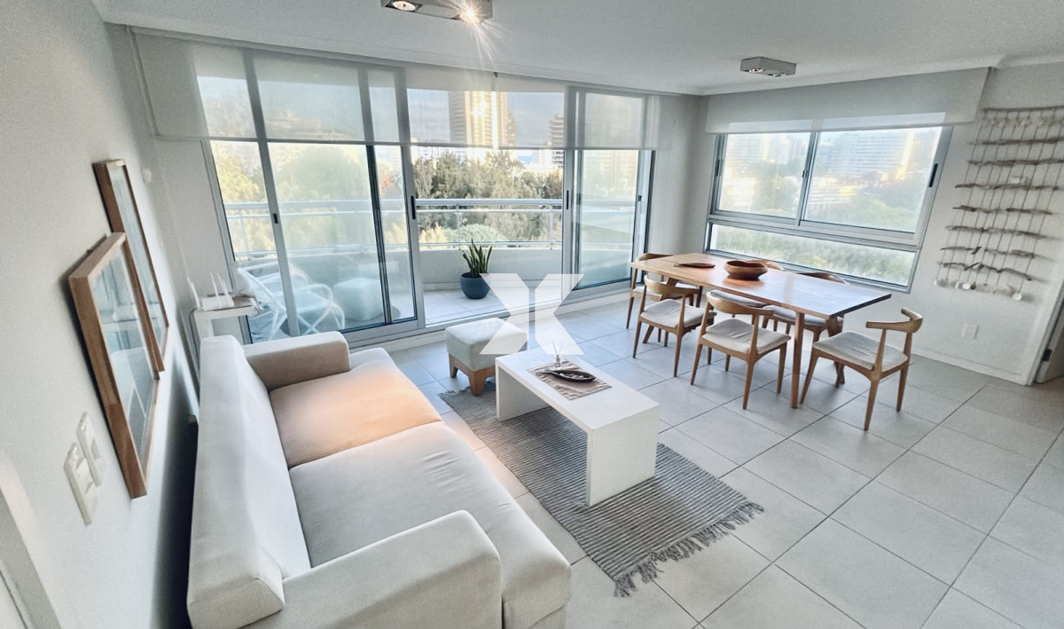 Excelente Apartamento en Ocean Drive II ! - XNA325A