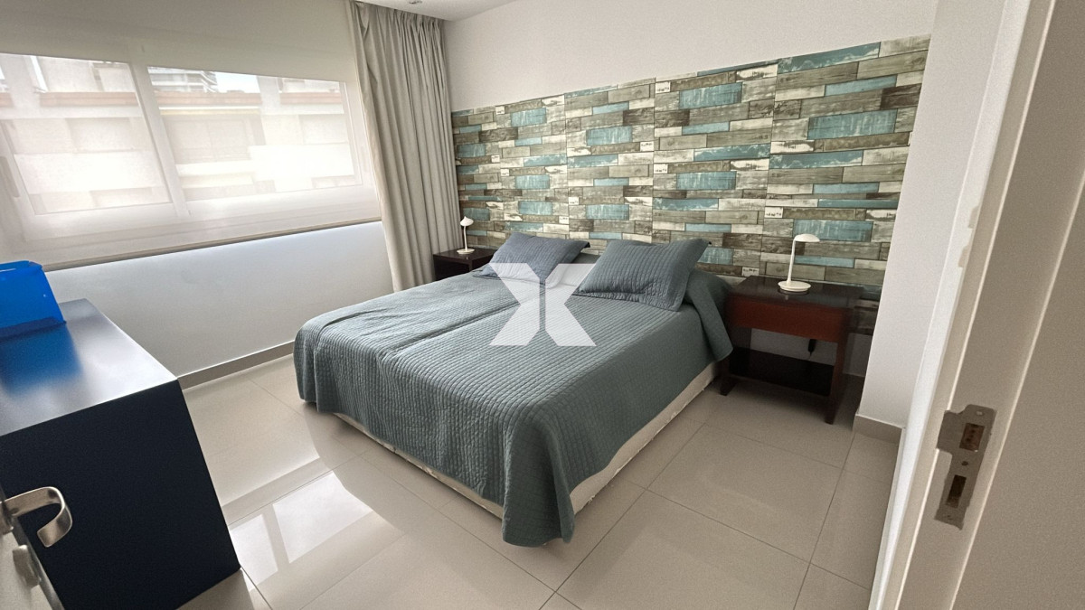 Apartamento ID.206 - Excelente Semipiso con vista al mar. Imperdible