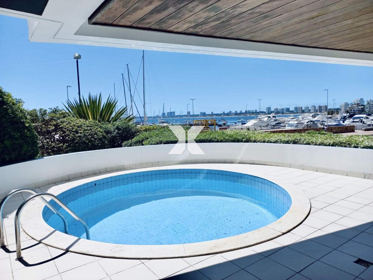 Apartamento ID.37 - Icónica unidad con vista al puerto  !