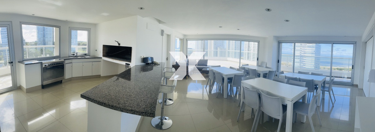 Apartamento ID.206 - Excelente Semipiso con vista al mar. Imperdible