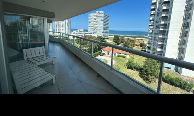 Excelente semi piso a metros del mar