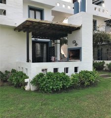 Apartamento En Planta Baja Con Parrillero De Uso Exclusivo.