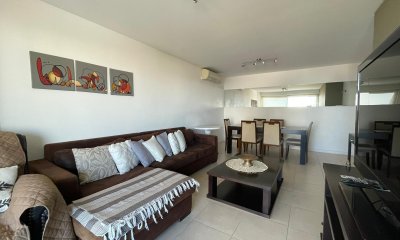 Hermoso apartamento en parada 4 de Blvd. Artigas