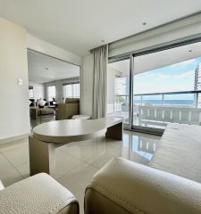 Espectacular semipiso con vista al mar