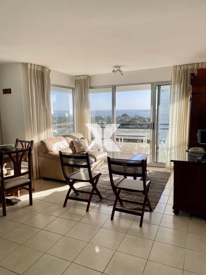Apartamento ID.137 - Excelente apartamento de 3 dormitorios  con vista y todos los amenities !