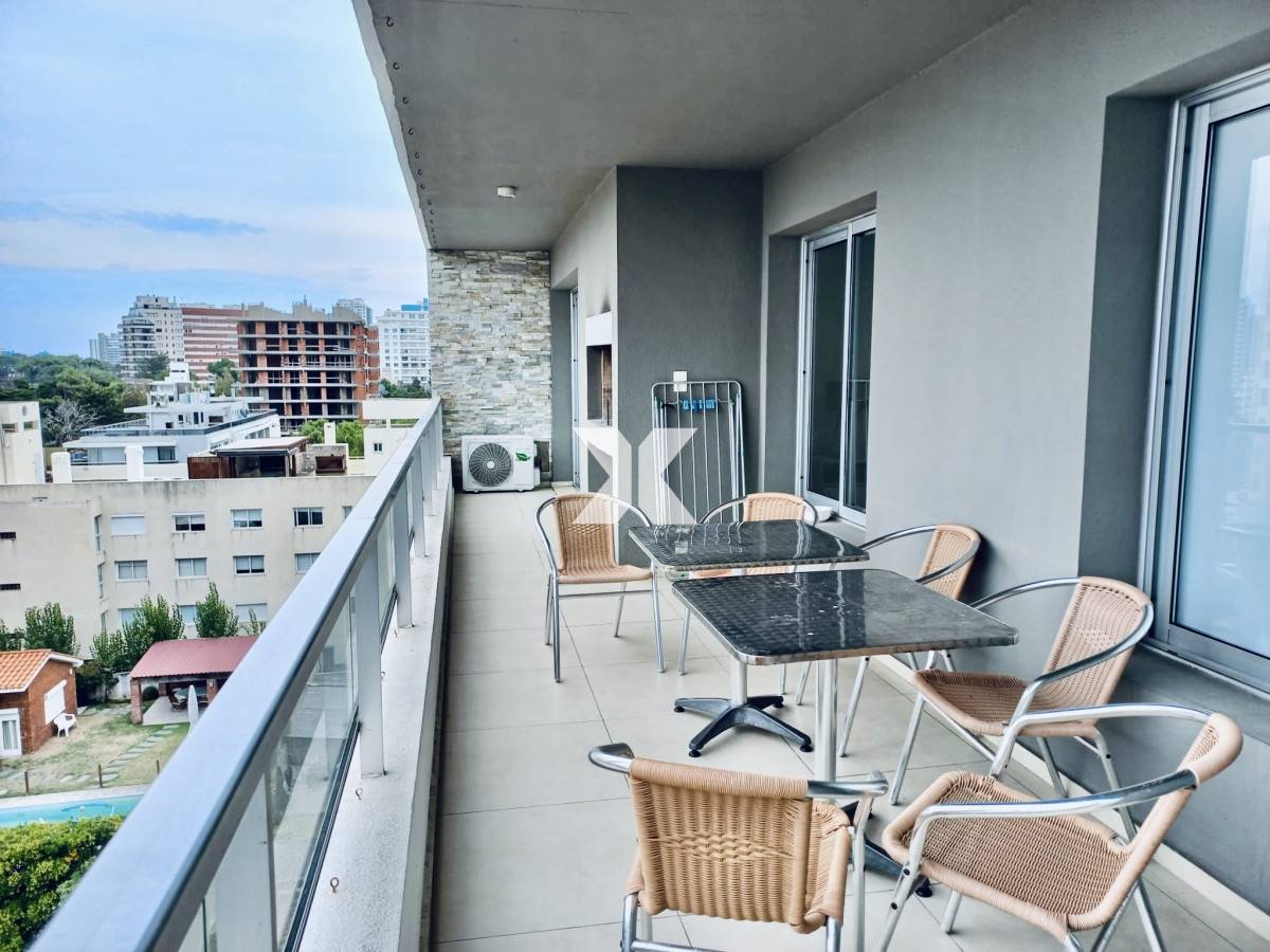 Apartamento ID.13 - Apartamento En Aidy Grill. 3 Dormitorios Y 3 Baños.