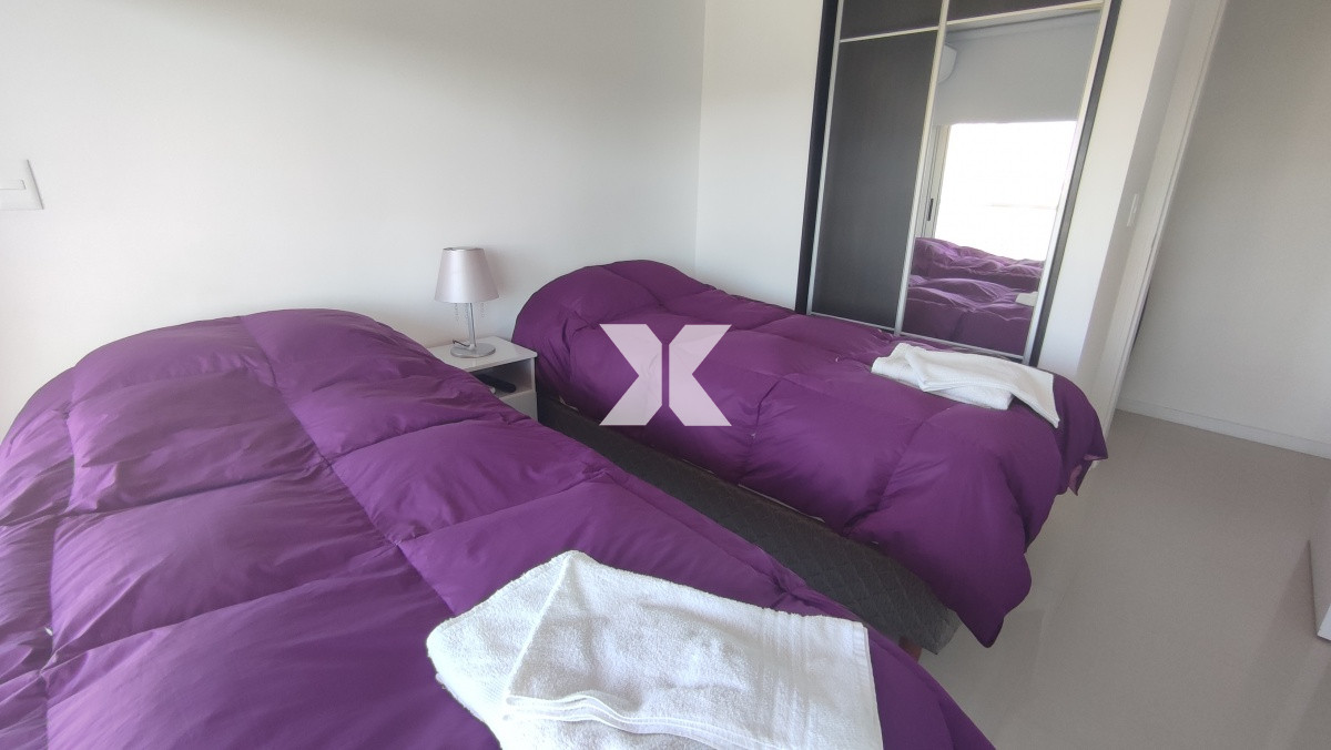 Apartamento ID.255 - Muy lindo apartamento en torre con servicios a pasos de Playa Brava.