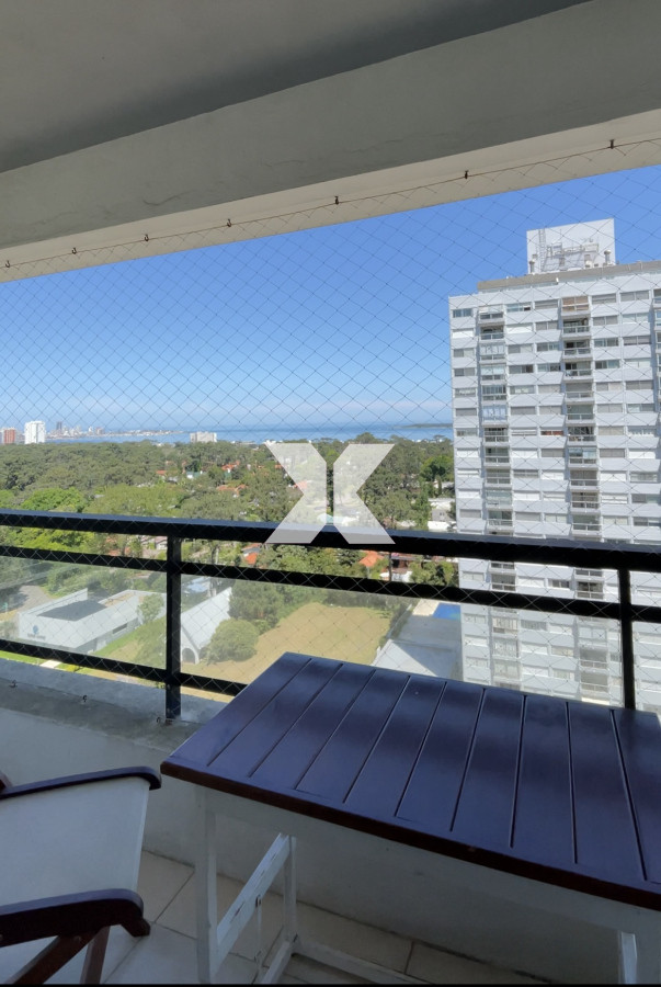 Apartamento ID.137 - Excelente apartamento de 3 dormitorios  con vista y todos los amenities !