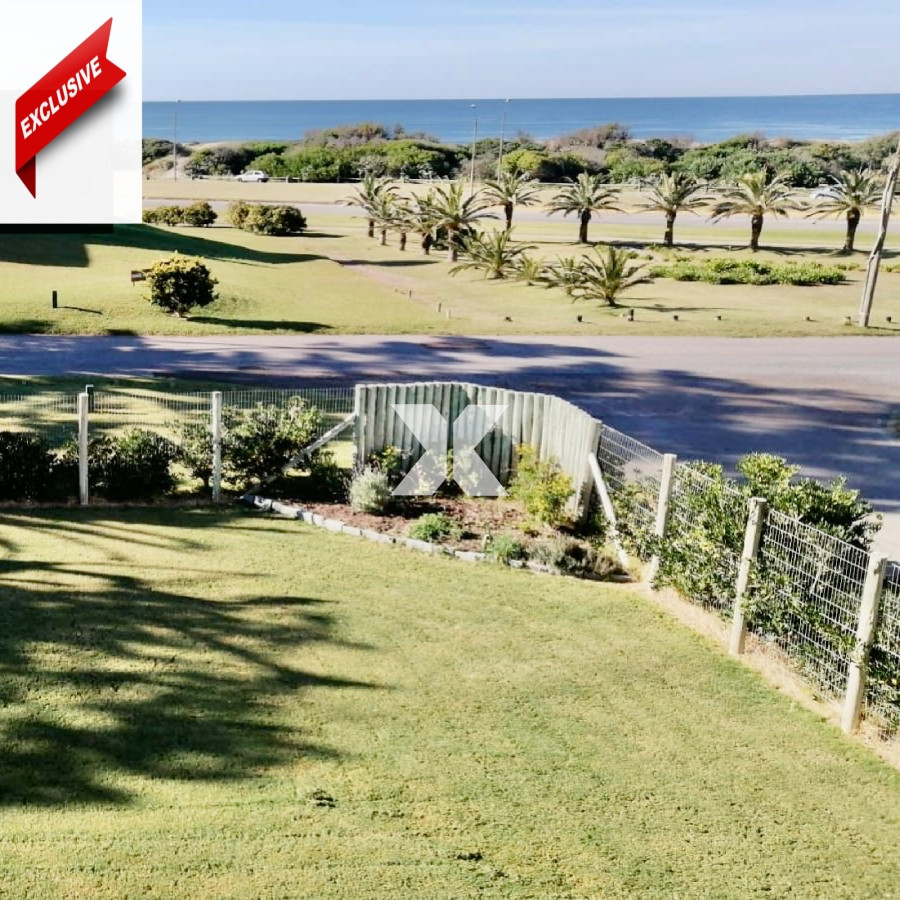 Hermosa casa en San Rafael, a pasos del mar.  - XNA364C