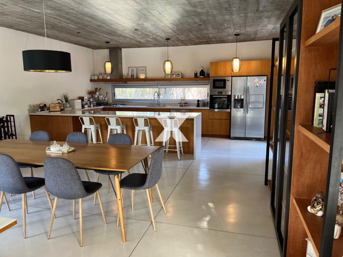 Casa ID.314 - Excelente casa en la mejor zona de Punta del Este. 