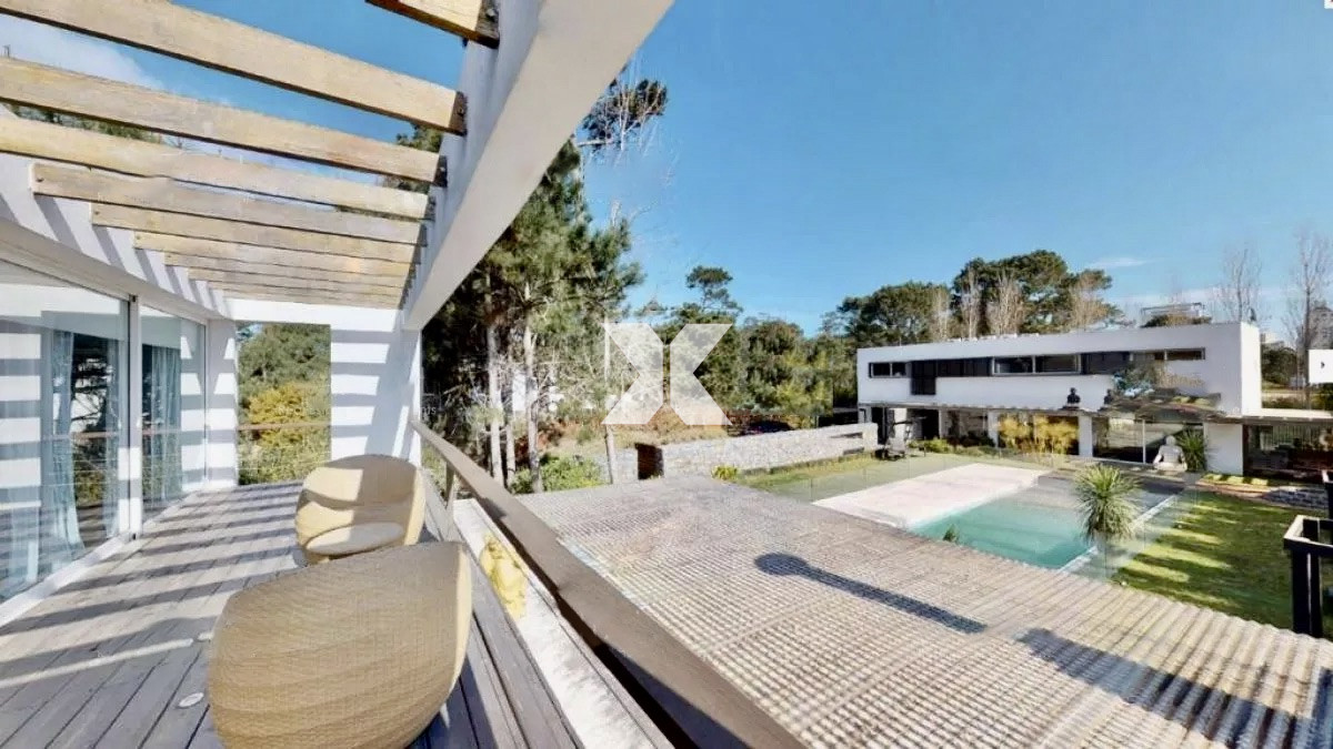 Casa ID.421 - Espectacular Casa en barrio privado !