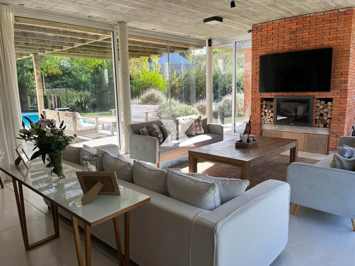 Casa ID.314 - Excelente casa en la mejor zona de Punta del Este. 