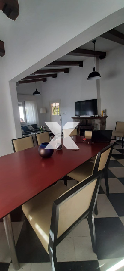 Casa ID.372 - Excelente casa a una cuadra de playa mansa 