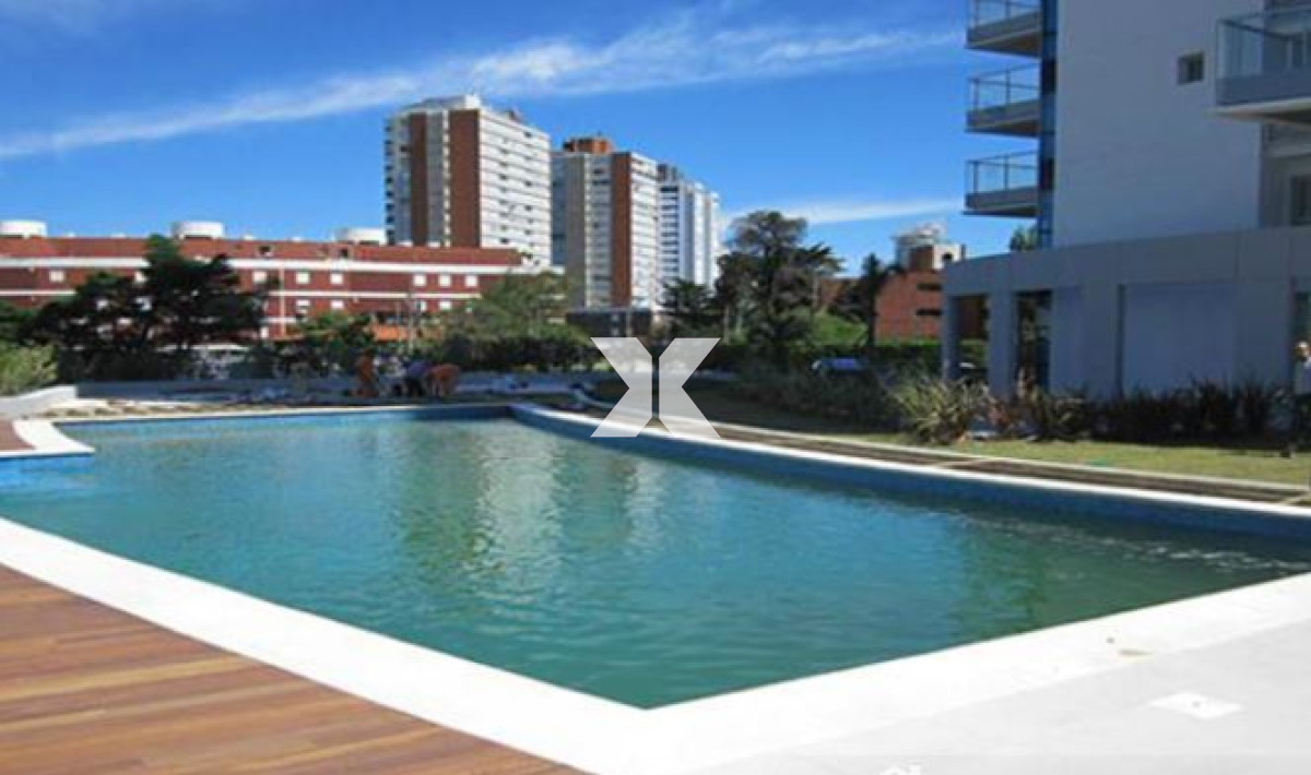 Excelente Apartamento en Alquiler !!! - XNA578A