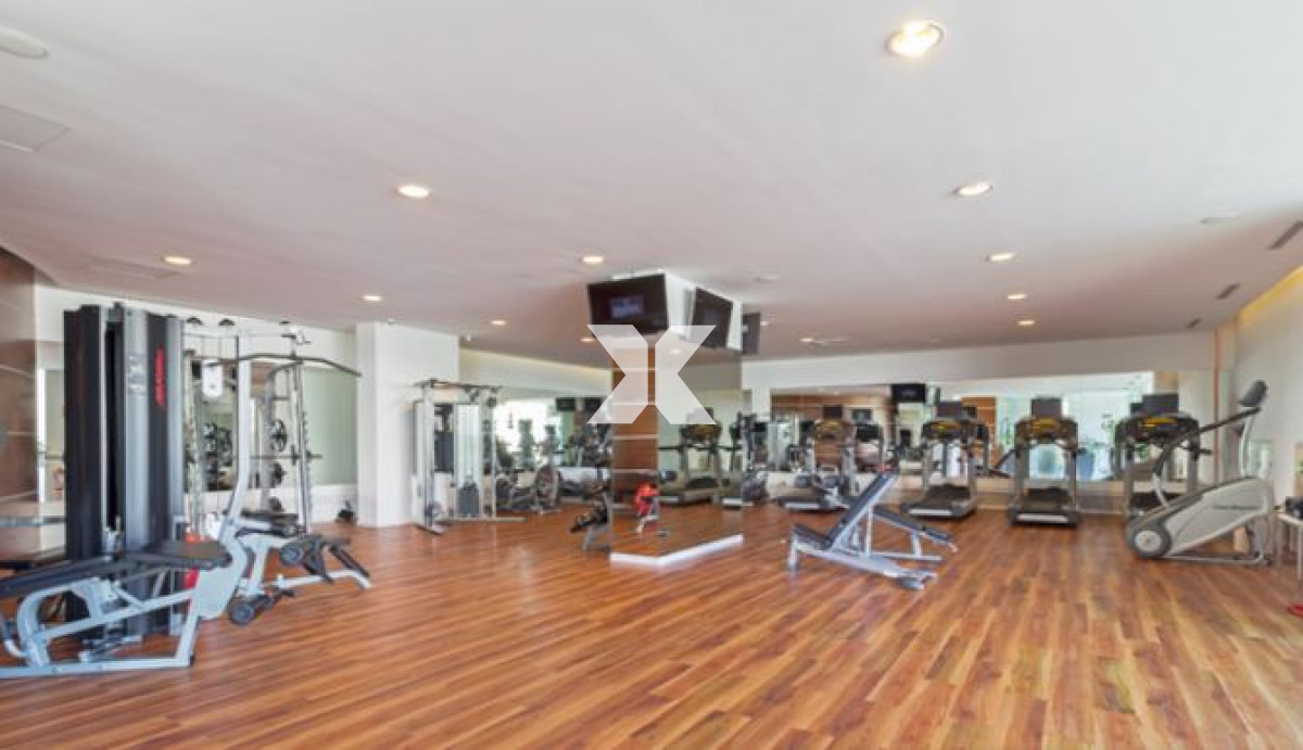Apartamento ID.255 - Muy lindo apartamento en torre con servicios a pasos de Playa Brava.