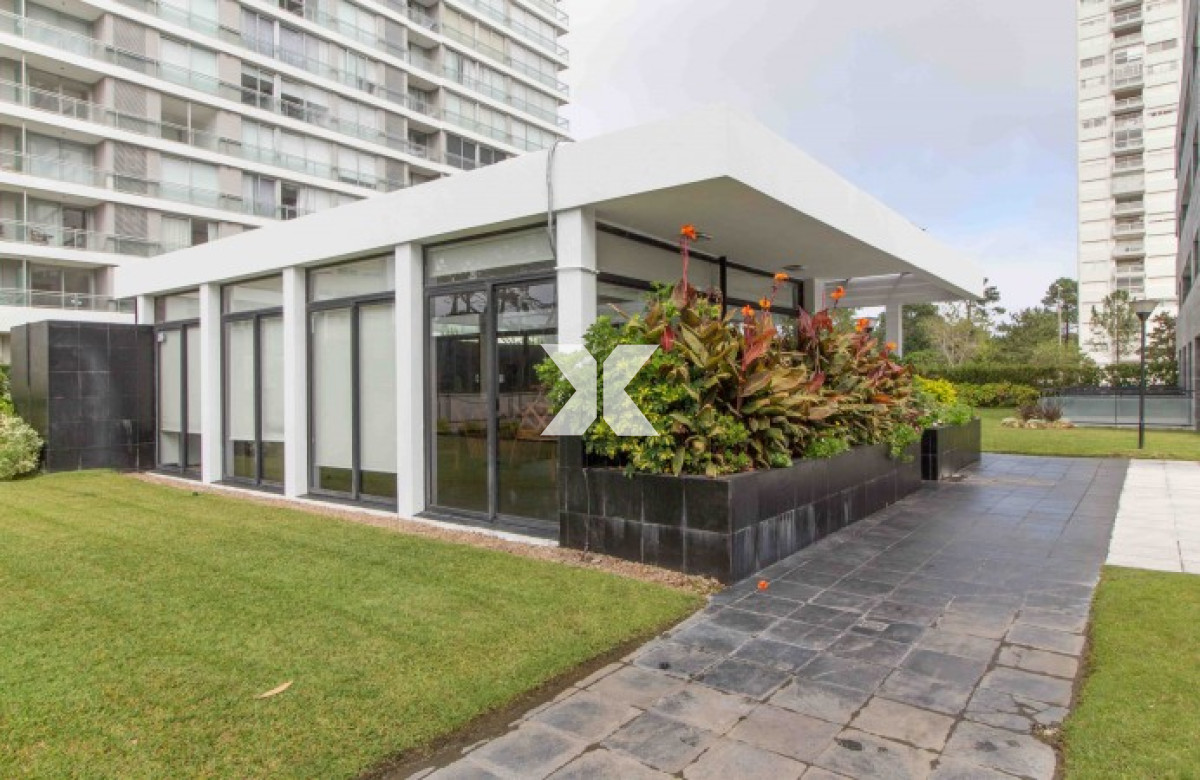Apartamento ID.137 - Excelente apartamento de 3 dormitorios  con vista y todos los amenities !