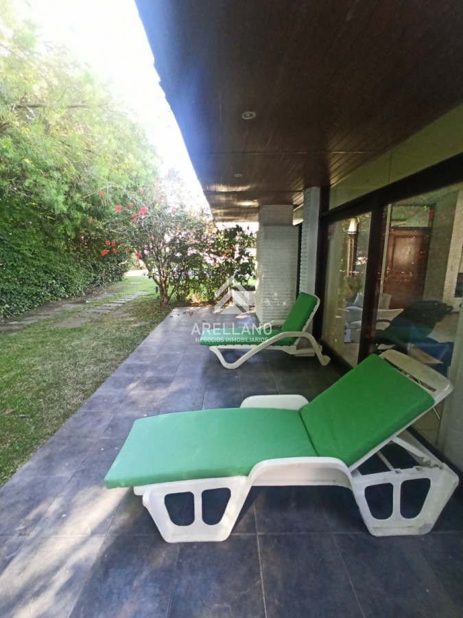 Casa ID.5898 - Venta de casa 4 dormitorios en zona Paradas, proxima al mar. 