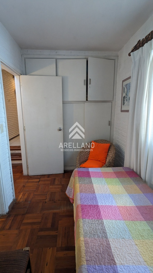 Casa ID.5898 - Venta de casa 4 dormitorios en zona Paradas, proxima al mar. 