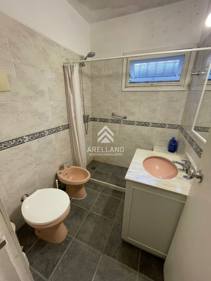 Casa ID.5898 - Venta de casa 4 dormitorios en zona Paradas, proxima al mar. 