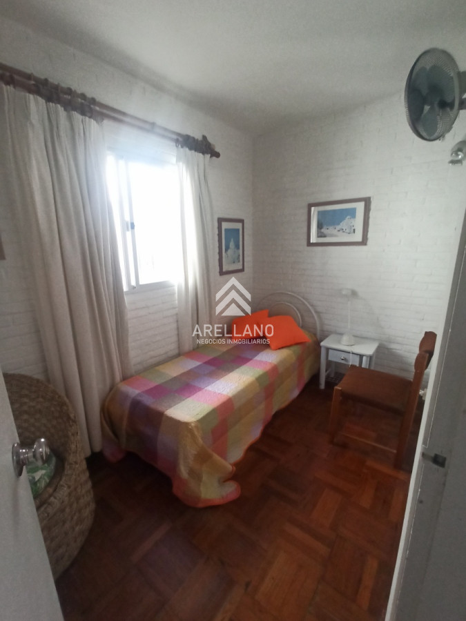 Casa ID.5898 - Venta de casa 4 dormitorios en zona Paradas, proxima al mar. 