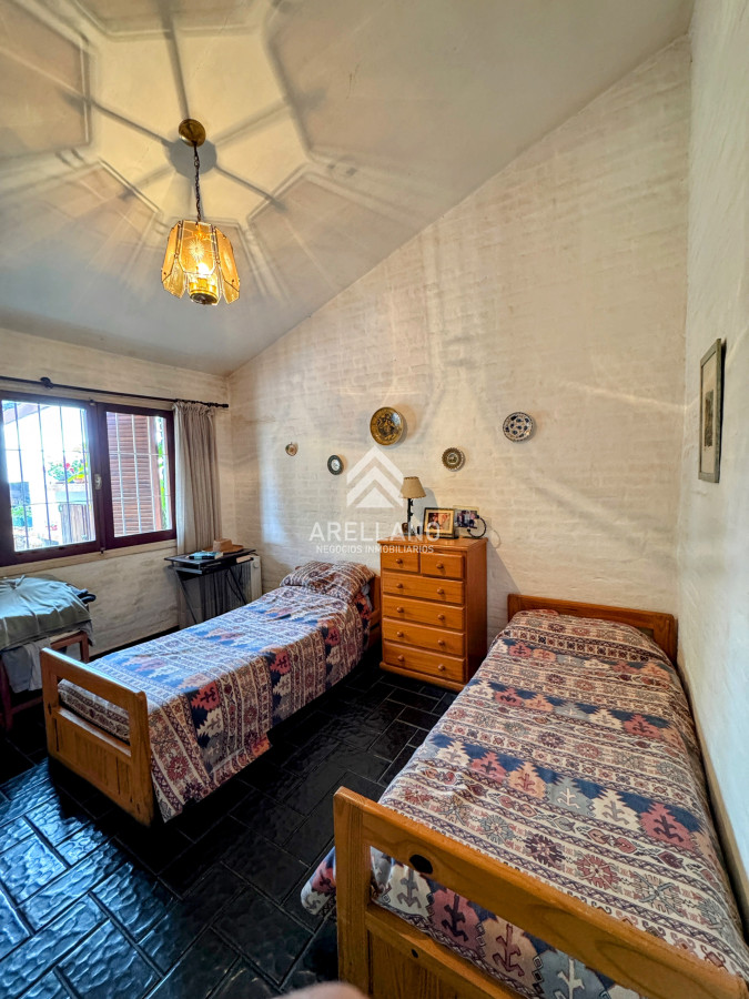 Casa ID.5925 - Construcción tradicional en venta 2 dormitorios