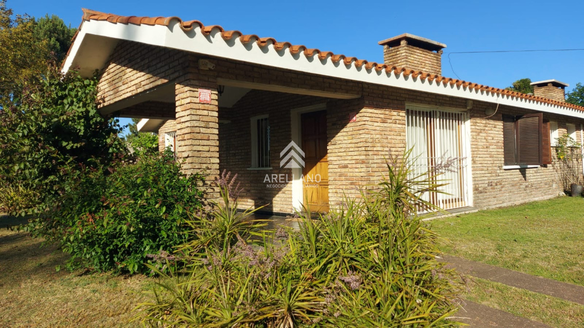 Casa ID.5925 - Construcción tradicional en venta 2 dormitorios