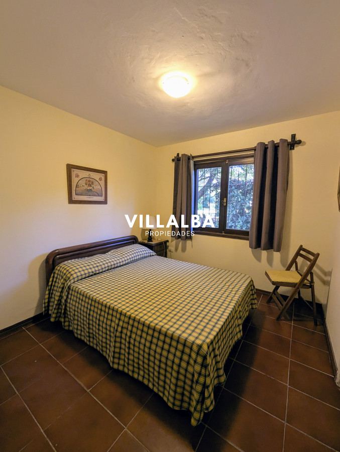 Apartamento ID.4037 - Oportunidad venta gran casa en zona residencial y proyeccion comercial 