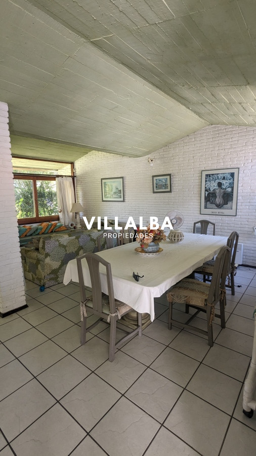 Casa ID.3074 - Venta de casa 4 dormitorios en zona Paradas, proxima al mar. 