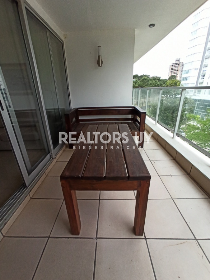 Apartamento ID.477 - Moderno apartamento, parrillero propio.