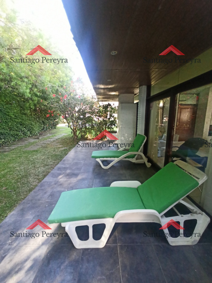 Casa ID.15578 - Venta de casa 4 dormitorios en zona Paradas, proxima al mar. 