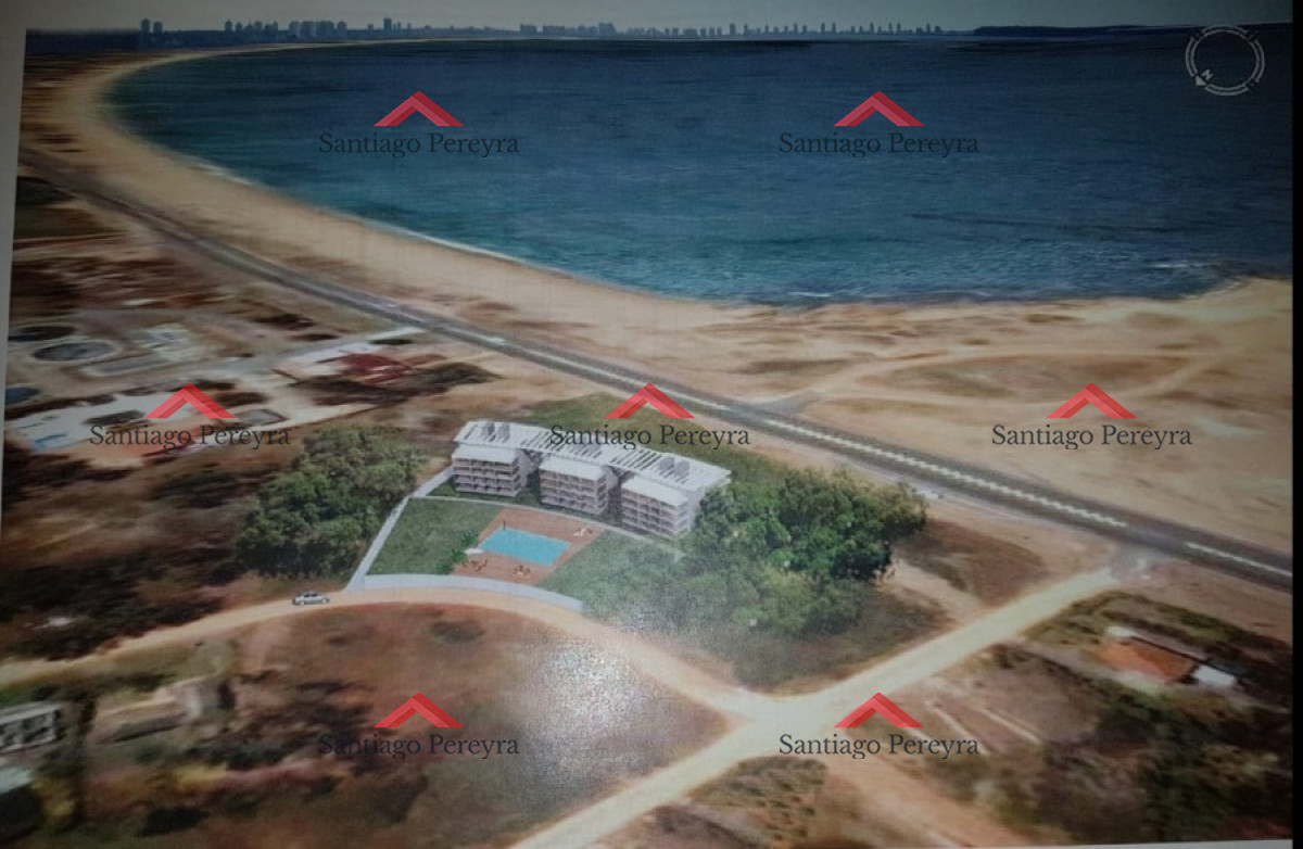 Terreno ID.13687 - GRAN LOTE EN PRIMERA FILA APTO PARA PROYECTO DE EDIFICIO