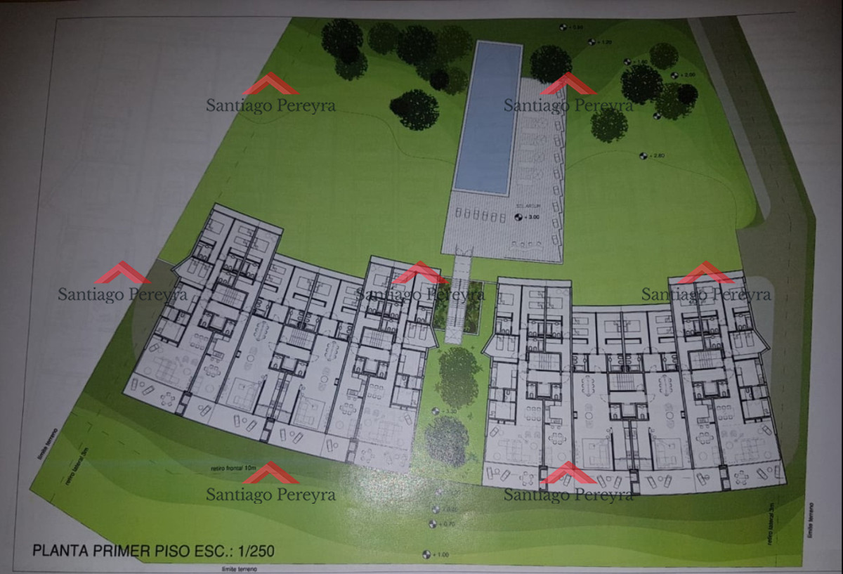 Terreno ID.13687 - GRAN LOTE EN PRIMERA FILA APTO PARA PROYECTO DE EDIFICIO