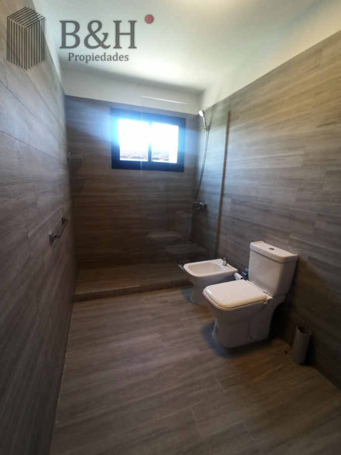 Casa ID.5971 - Casa con piscina en barrio privado Punta del Este