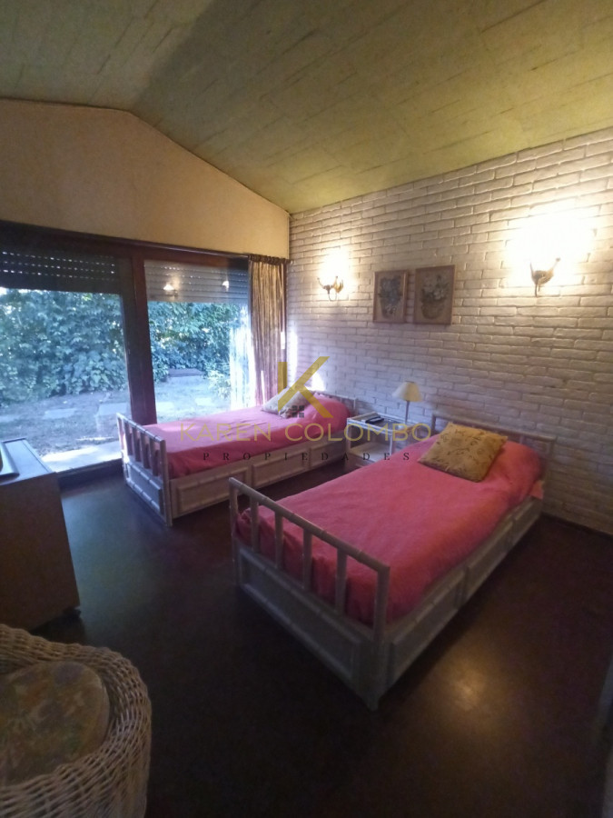 Casa ID.21095127 - Venta de casa 4 dormitorios en zona Paradas, proxima al mar. 
