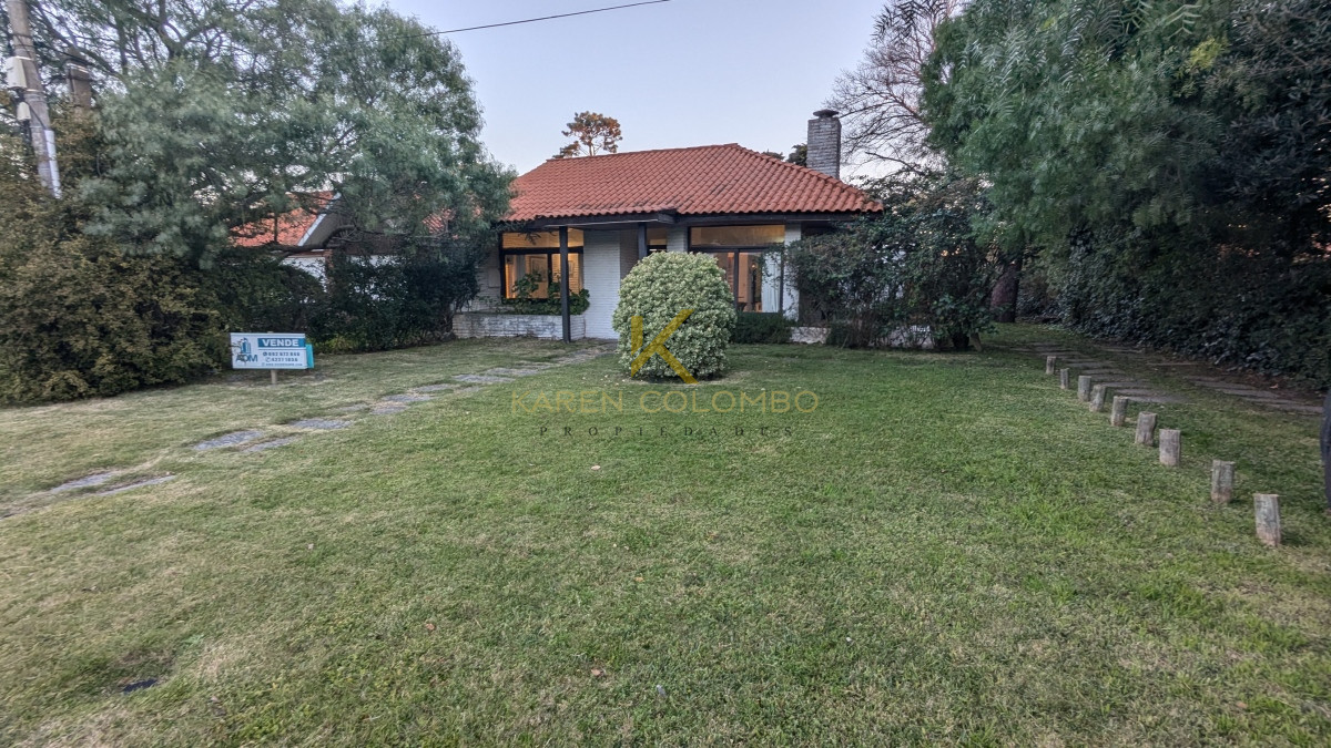 Casa ID.21095127 - Venta de casa 4 dormitorios en zona Paradas, proxima al mar. 