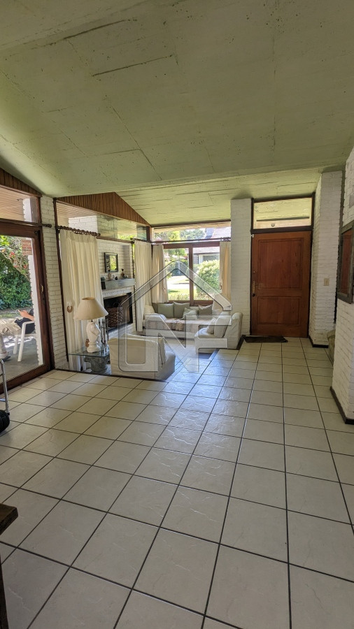 Casa ID.44 - Venta de casa 4 dormitorios en zona Paradas, proxima al mar. 